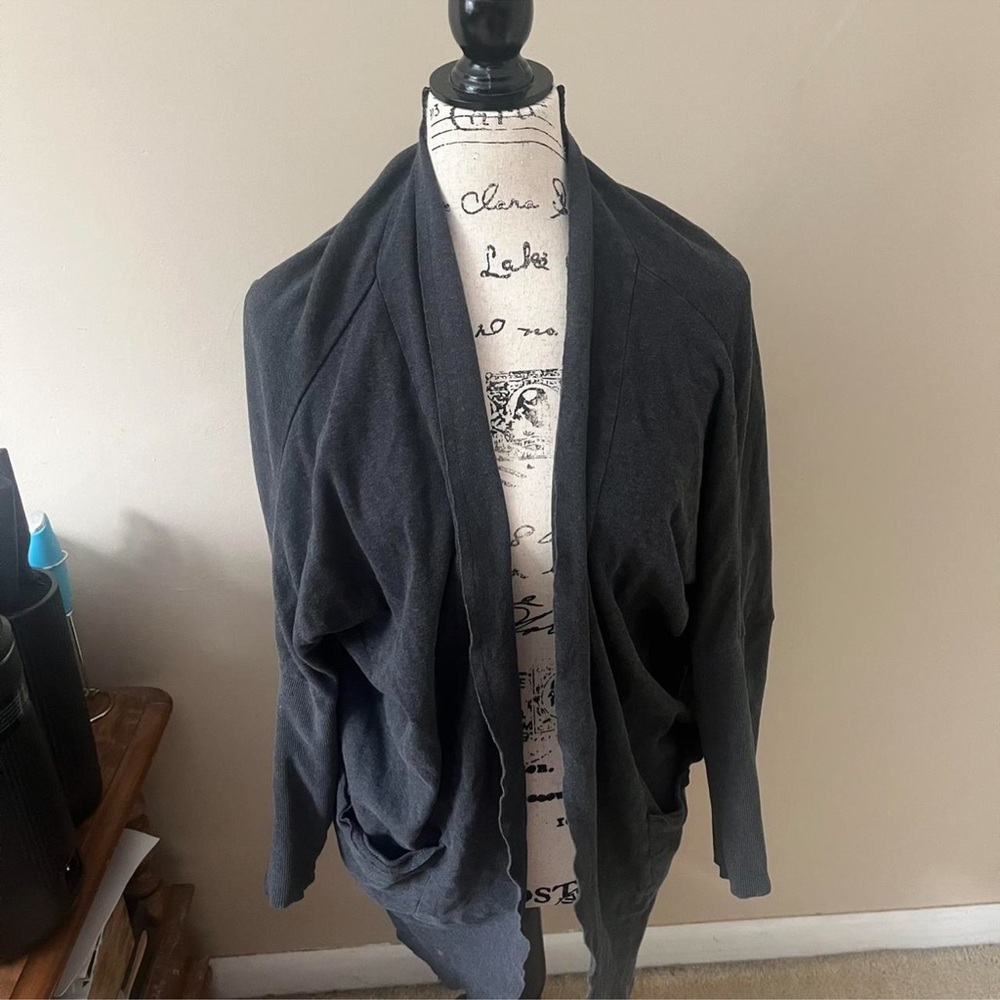 ‼️VGUC: Pact Organic Grey Cardigan Sweater - S/M - Picture 3 of 7